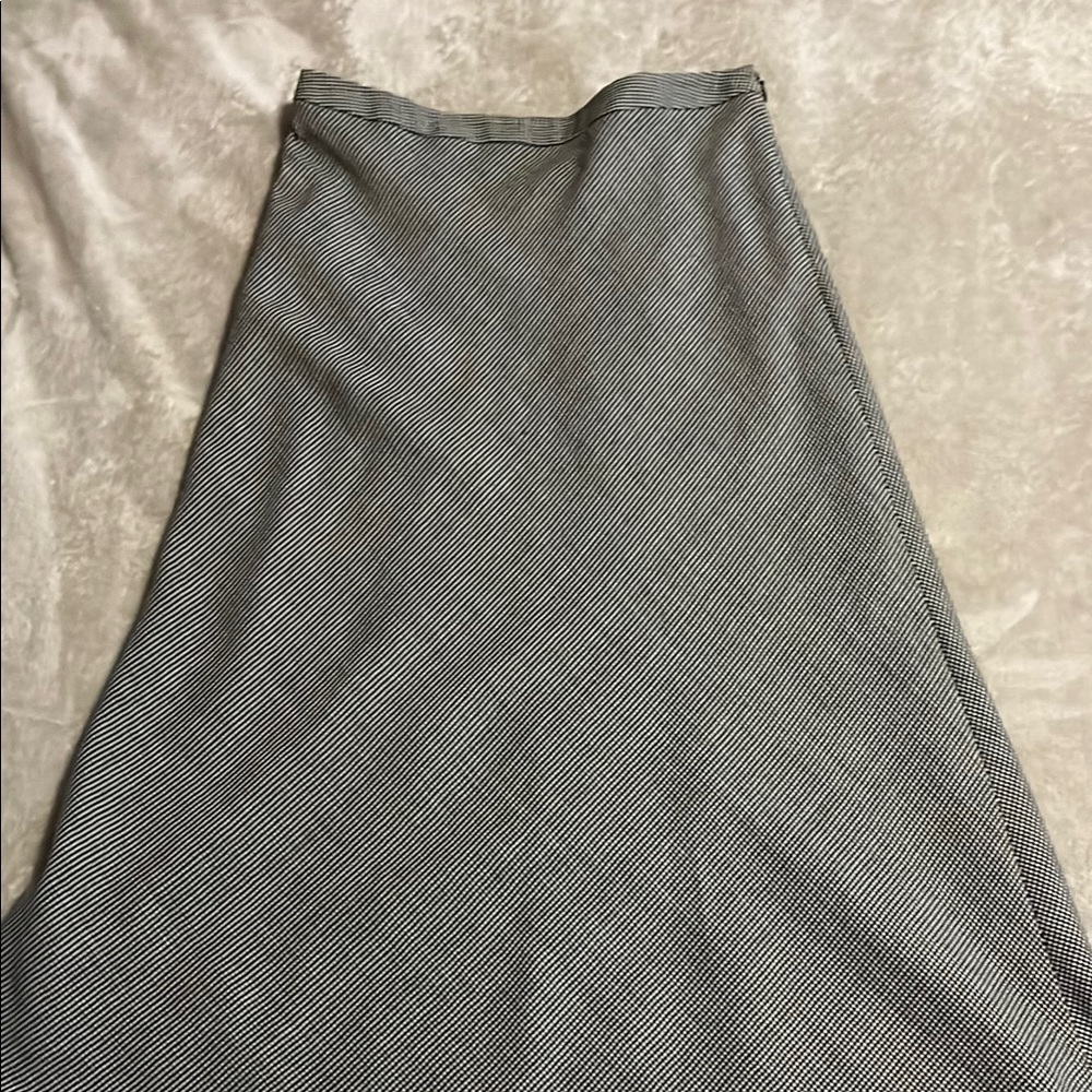 Brooks Brothers vintage wool skirt in black and white print.